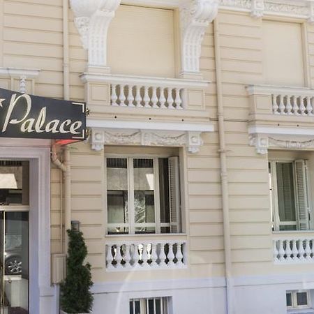 Hotel Little Palace Dibrugarh Buitenkant foto